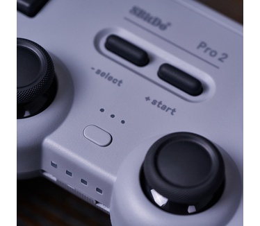 8Bitdo Pro2