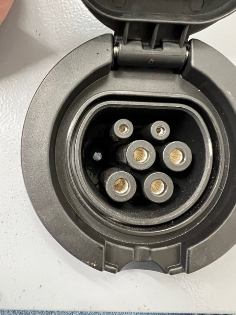 Afbeeldingslocatie: https://tweakers.net/i/iwX0QDJQAh4Vwn593JN5mE17jqY=/full-fit-in/4920x3264/filters:max_bytes(3145728):no_upscale():strip_icc():fill(white):strip_exif()/f/image/ZO2BqUNXJ21grYo6BdXfkpFa.jpg?f=user_large