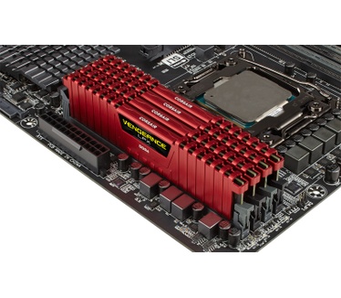 Corsair Vengeance LPX CMK16GX4M4B3200C15R