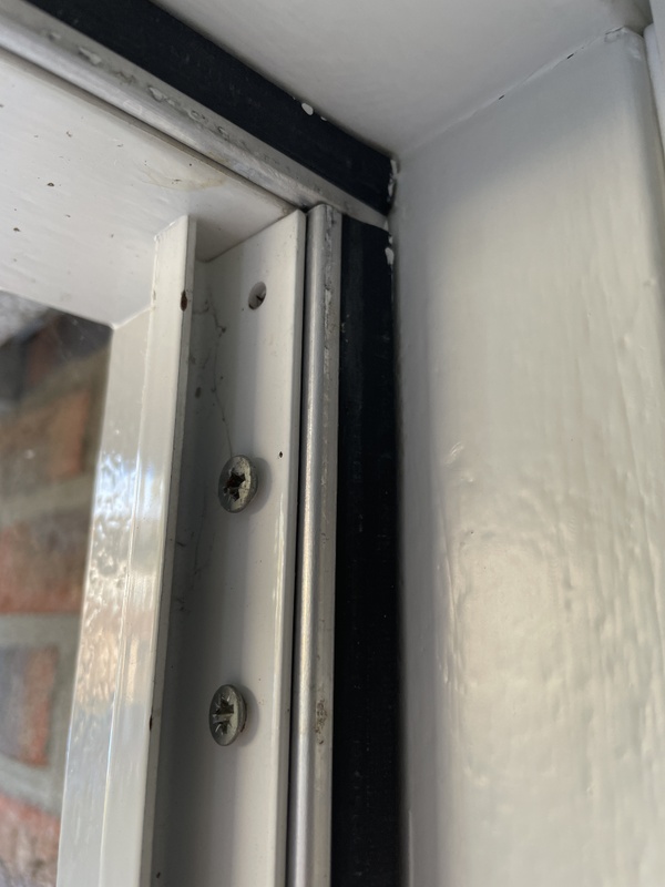 Afbeeldingslocatie: https://tweakers.net/i/j8nHYlpO8fYpy1ic3aA-DJOtmOA=/x800/filters:strip_icc():strip_exif()/f/image/Yi5zFCulzjUkdqcgHVInJyvu.jpg?f=fotoalbum_large