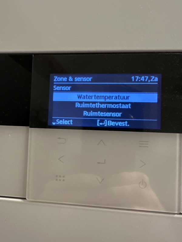 Afbeeldingslocatie: https://tweakers.net/i/j90y0u64gPSuUmfNSAcerM-2Gfs=/x800/filters:strip_icc():strip_exif()/f/image/q39yQoEOhYoyRu3zQRBa5bOi.jpg?f=fotoalbum_large