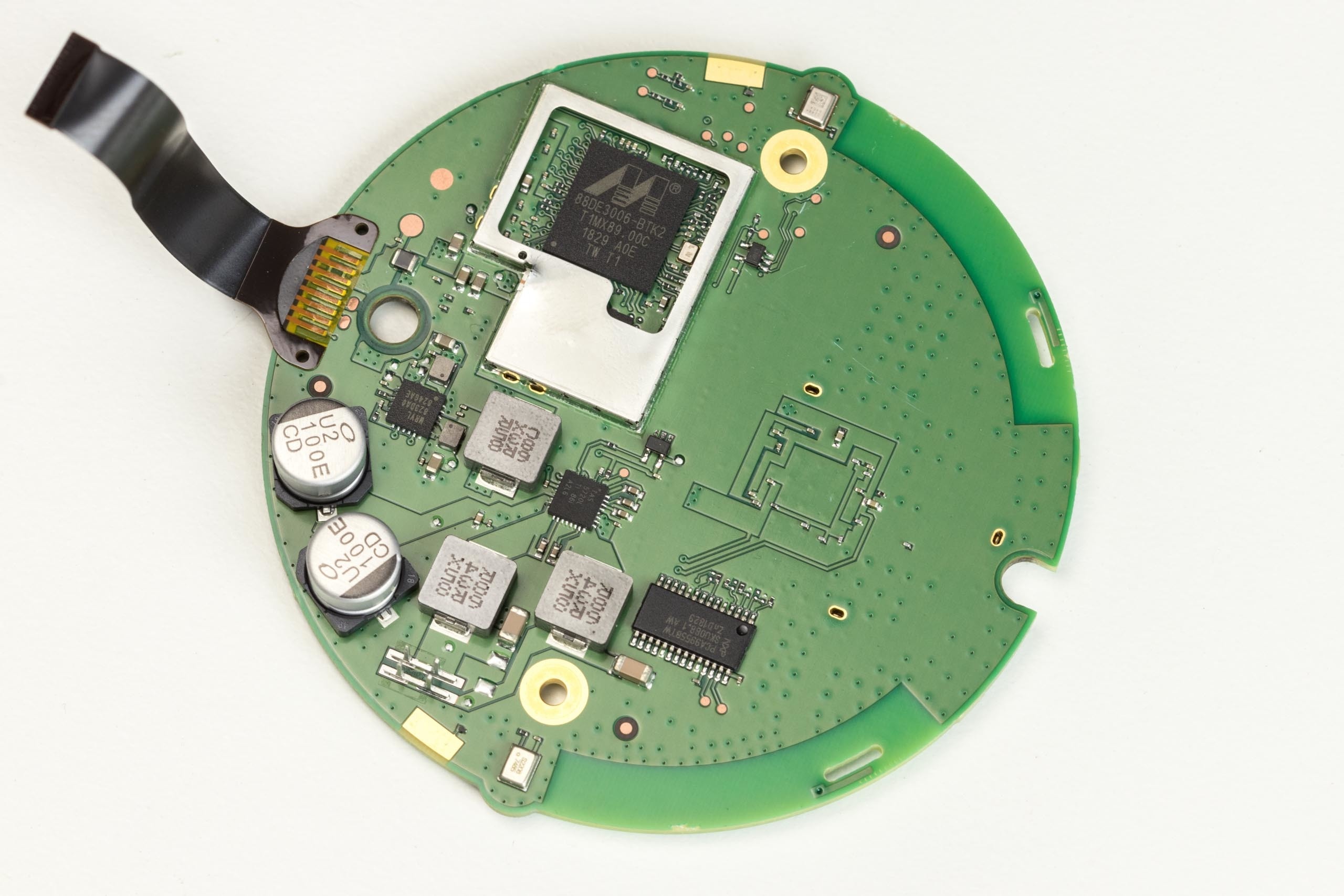 Google Nest Mini Review en tear-down - Tweakers