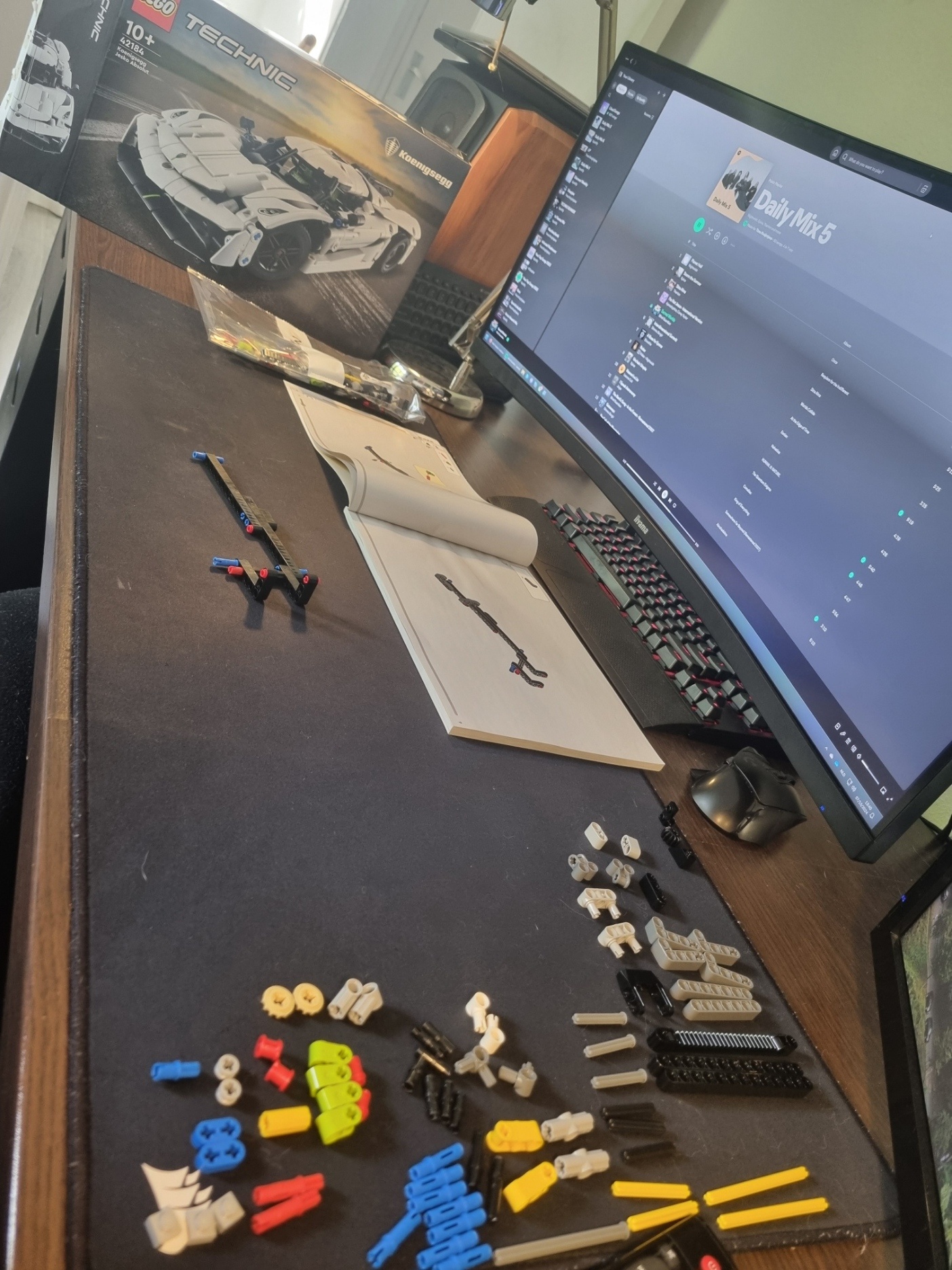 Afbeeldingslocatie: https://tweakers.net/i/jAmPpVRqf_SeZjMH_U8TI0lc-vc=/full-fit-in/4920x3264/filters:max_bytes(3145728):no_upscale():strip_icc():fill(white):strip_exif()/f/image/SMv8KbSfagii58BNMNaTjGSR.jpg?f=user_large