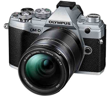 Olympus OM-D E-M5 Mark III + 14-150mm f/4.0-5.6 Zilver