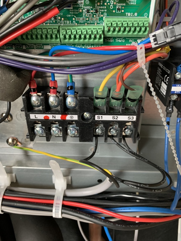 Afbeeldingslocatie: https://tweakers.net/i/jBgagg-OKlebrpEYTIrZFLp4vyw=/x800/filters:strip_icc():strip_exif()/f/image/2zaux0oRuOyBDrOLDHkp4wss.jpg?f=fotoalbum_large