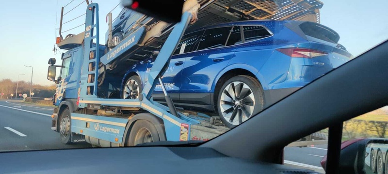 Afbeeldingslocatie: https://tweakers.net/i/jDuxvG97YEqq6r_dAkjGKqXC22A=/800x/filters:strip_icc():strip_exif()/f/image/6zMuln0ga76fXsD2IYU17Twx.jpg?f=fotoalbum_large