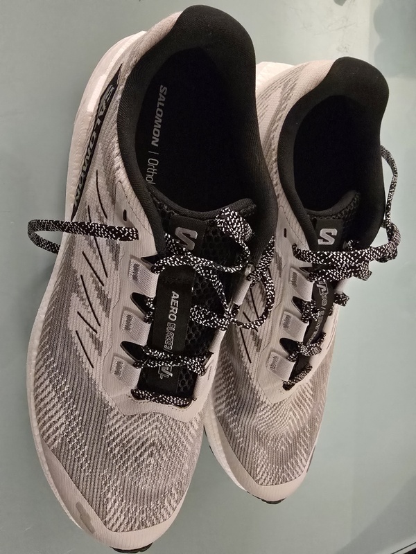 Afbeeldingslocatie: https://tweakers.net/i/jEkCWcDpoVSm_T1NYw7hTfTZaCU=/x800/filters:strip_icc():strip_exif()/f/image/SdspC6iMWrlMzauADmSzqs95.jpg?f=fotoalbum_large