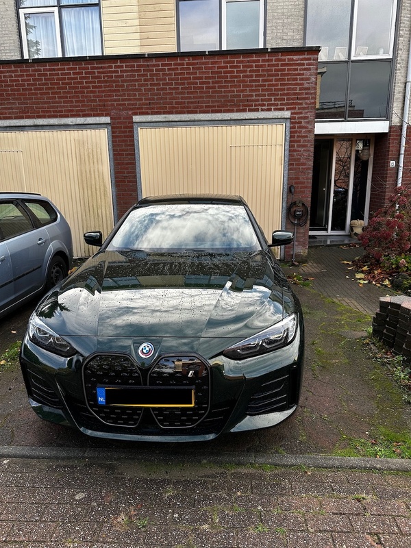 Afbeeldingslocatie: https://tweakers.net/i/jIhE9G-keWbW06jYm6HgSgz-WYU=/x800/filters:strip_icc():strip_exif()/f/image/oaAsxzVQvVmGVWDH60AEX7wC.jpg?f=fotoalbum_large