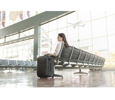 Kensington SecureTrek? 17? Laptop Overnight Roller