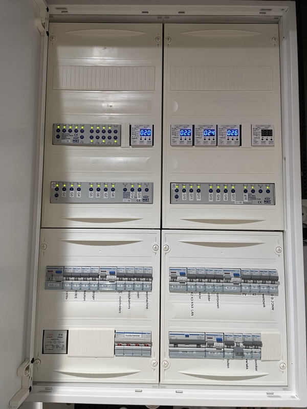 Afbeeldingslocatie: https://tweakers.net/i/jLlBnifidKRYCPHhAXV741KTE-E=/x800/filters:strip_icc():strip_exif()/f/image/9b1xdSDFD05GgssIoOydV9SB.jpg?f=fotoalbum_large