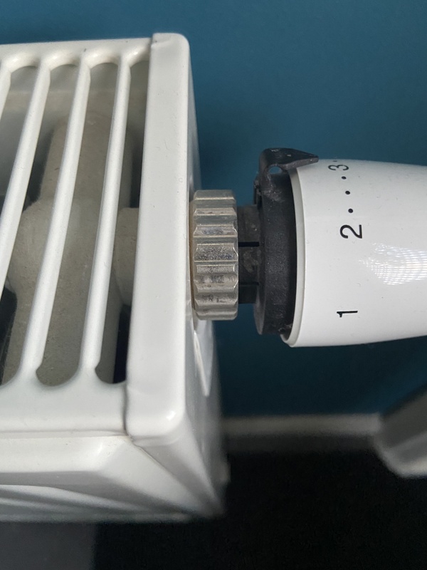 Afbeeldingslocatie: https://tweakers.net/i/jMUF4eSwTTpqxoj8InDrSZWj4bA=/x800/filters:strip_icc():strip_exif()/f/image/XKQzaPtX55tnV3bJEBPBJbdR.jpg?f=fotoalbum_large