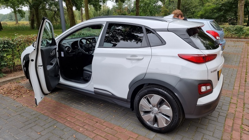 Afbeeldingslocatie: https://tweakers.net/i/jORZXSSgWuYH3oXlS4PPFyIJVtU=/800x/filters:strip_icc():strip_exif()/f/image/mh4fsqAw1DYzDLzJ4xKF07ET.jpg?f=fotoalbum_large