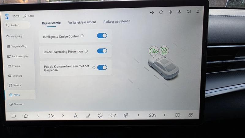 Afbeeldingslocatie: https://tweakers.net/i/jPI4F3kQiuFKSF3jTS_erRUaX0Y=/800x/filters:strip_icc():strip_exif()/f/image/Kg4f3xKK9OgiEOn77vmicVkO.jpg?f=fotoalbum_large