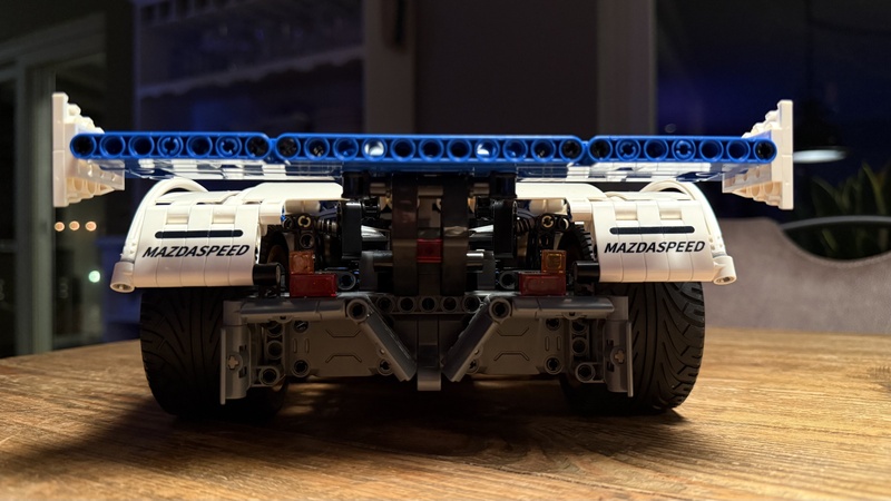 Afbeeldingslocatie: https://tweakers.net/i/jTHFGDMUqYUfhmvELlsYvcpacjk=/800x/filters:strip_icc():strip_exif()/f/image/MSfSQLAtApfZwGc6MeZVCes3.jpg?f=fotoalbum_large