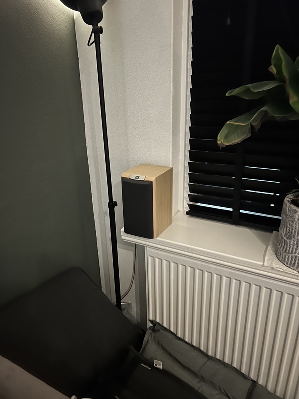 Afbeeldingslocatie: https://tweakers.net/i/jTZgnigMOrjJrVVS7Dt2trq5t_Y=/x800/filters:strip_icc():strip_exif()/f/image/5HIb45D03SRUPL5gjC0PtW4K.jpg?f=fotoalbum_large