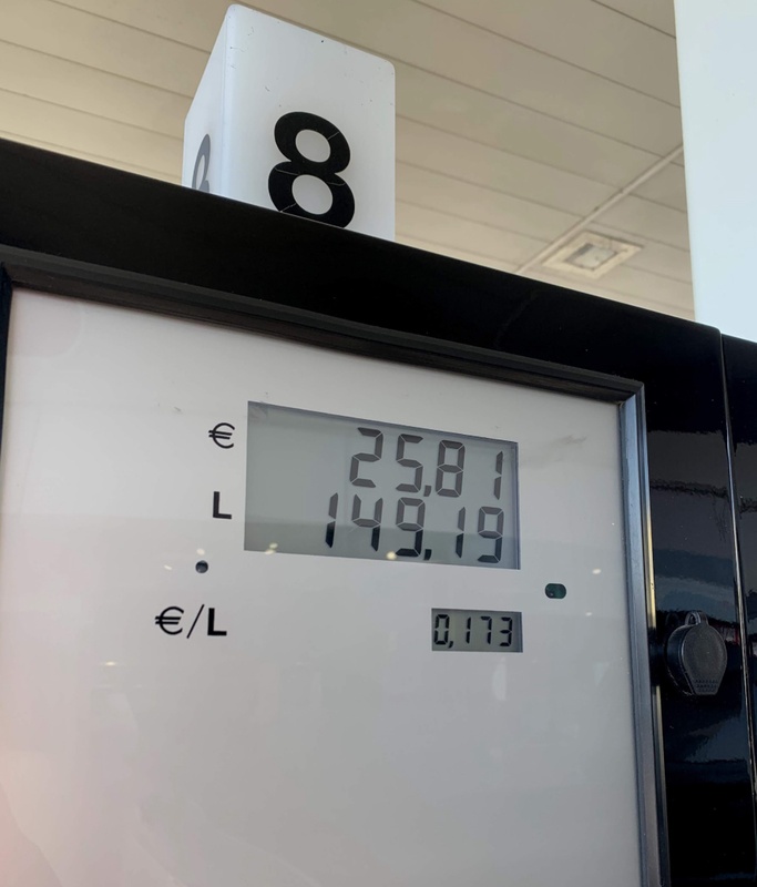 Afbeeldingslocatie: https://tweakers.net/i/jXpJeJYTRyuiNMkQxC8t8LylvsQ=/x800/filters:strip_icc():strip_exif()/f/image/KjSWkk4nl5WqVvbaog1K7wV7.jpg?f=fotoalbum_large