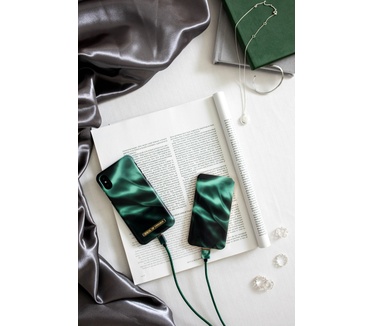 iDeal of Sweden Emerald Satin
