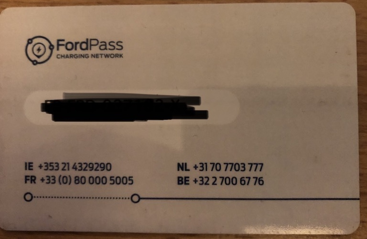 Afbeeldingslocatie: https://tweakers.net/i/j_W9XRYzcdUA4yjJ6narGy6plCU=/full-fit-in/4920x3264/filters:max_bytes(3145728):no_upscale():strip_icc():fill(white):strip_exif()/f/image/x7dvDNnMkOy0UwsFRQKxFcBH.jpg?f=user_large