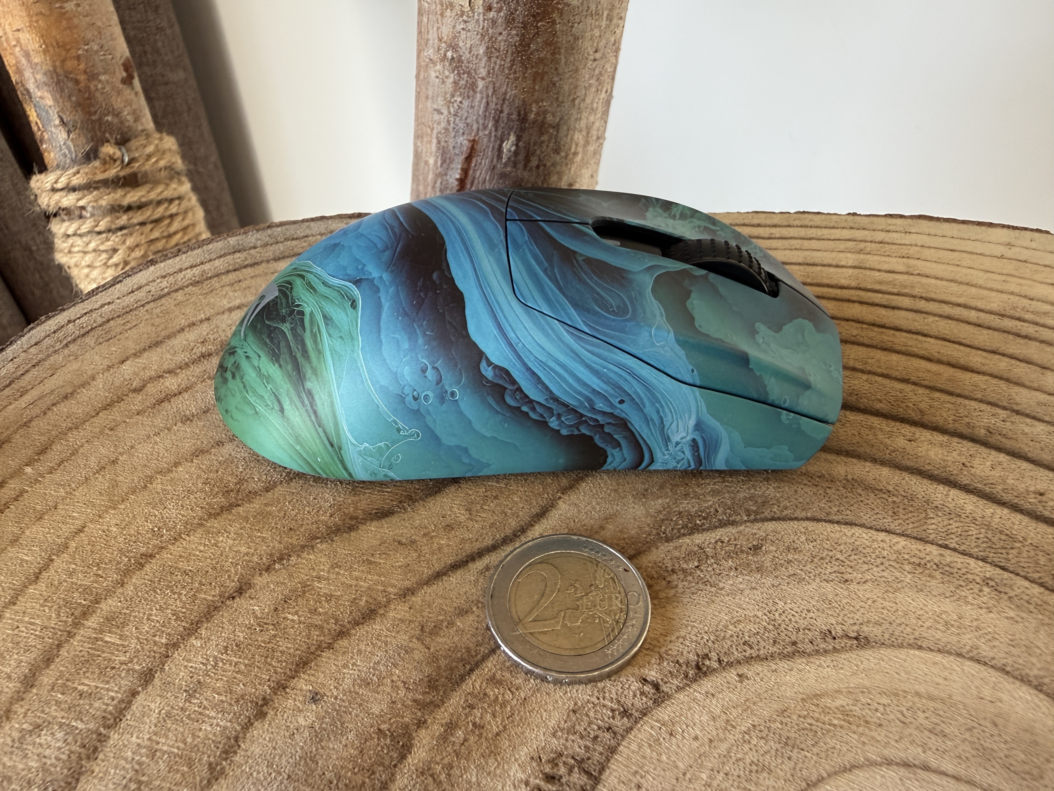 Afbeeldingslocatie: https://tweakers.net/i/jeA4OvuaaVWsbUFajREN2NNIXN4=/m/383141/1W78FcC8rhxPfXw2gr4x9GkXnT6VjqMd3cuWlNP0uYATzRPD6r.jpeg