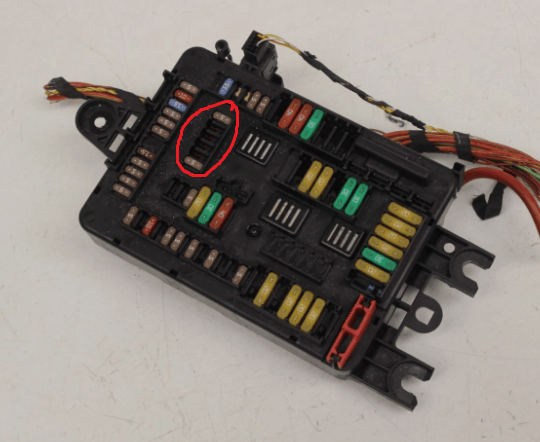 Afbeeldingslocatie: https://tweakers.net/i/jk__GewEt98HNIcslufpn0gdpQs=/fit-in/4000x4000/filters:no_upscale():strip_exif()/f/image/LJw6weJ0OaUEkojTAxsVvzf9.png?f=user_large