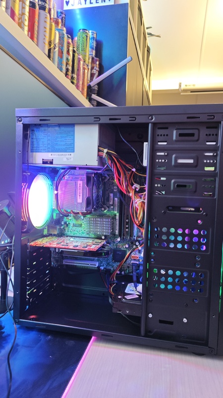 Afbeeldingslocatie: https://tweakers.net/i/jnyzYwXfPFeZmUKp2d2jz3pS-24=/x800/filters:strip_icc():strip_exif()/f/image/UU2j4n3pakAZpbCp28z1csv5.jpg?f=fotoalbum_large