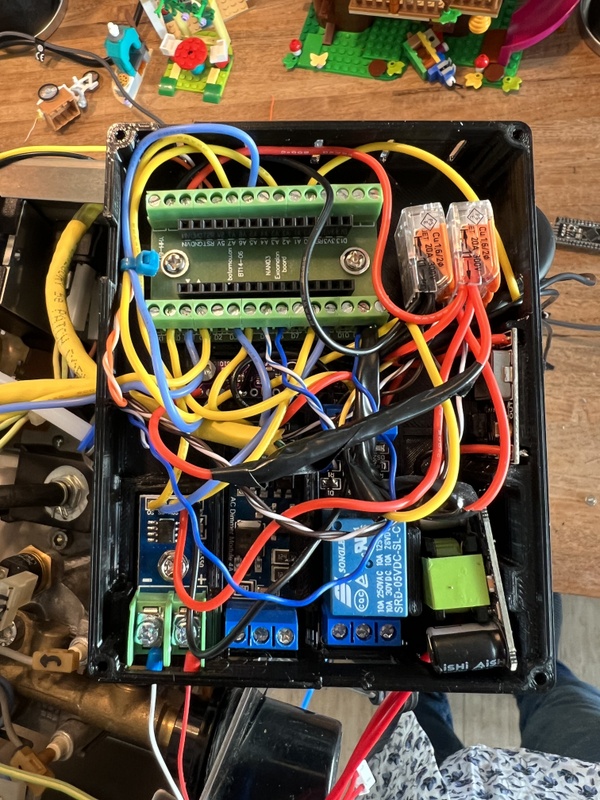 Afbeeldingslocatie: https://tweakers.net/i/joNf7UTG82B3WkW2iVrxgVw_qPk=/x800/filters:strip_icc():strip_exif()/f/image/qi8Dv5hopRKTkFKJOXeZsgvi.jpg?f=fotoalbum_large