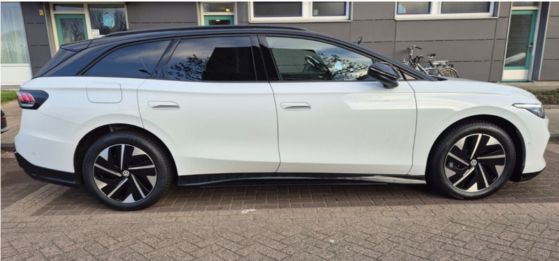 Afbeeldingslocatie: https://tweakers.net/i/jtg3vgEZLPQa74La4IgOXPRngnk=/800x/filters:strip_icc():strip_exif()/f/image/J5QoobXXJ2Q26p3pdcjlgsF5.jpg?f=fotoalbum_large