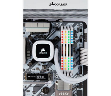 Corsair CMT32GX4M4E3200C16W