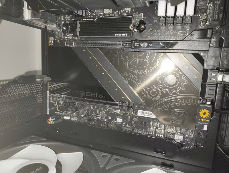 Afbeeldingslocatie: https://tweakers.net/i/jwNt1q5I46c69LmvypNYgJitWmw=/800x/filters:strip_exif()/f/image/V5aiQp8WZoq5JUlGjhyxCsTX.avif?f=fotoalbum_large