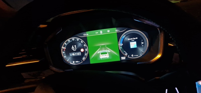 Afbeeldingslocatie: https://tweakers.net/i/jzS1vDV848x-OAMN2qNyDvOFD2A=/800x/filters:strip_icc():strip_exif()/f/image/8EzSks9KCF3uDe8TiSY0r2Nj.jpg?f=fotoalbum_large