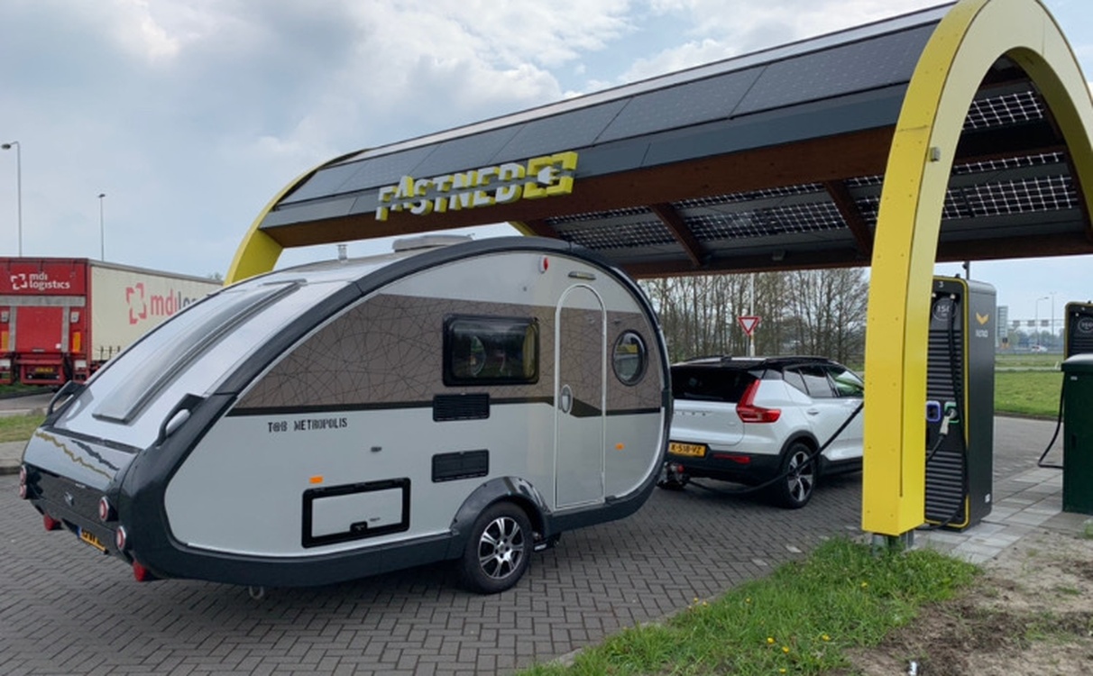 Afbeeldingslocatie: https://tweakers.net/i/jzSGtk1DX94CSTvF6nw7ToGfr1U=/full-fit-in/4920x3264/filters:max_bytes(3145728):no_upscale():strip_icc():fill(white):strip_exif()/f/image/kxC12EdQ28tMnXDoHCTgLkNn.jpg?f=user_large