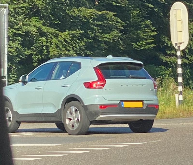 Afbeeldingslocatie: https://tweakers.net/i/k-yDROgtUhXvFUGB9ryWUuS66gs=/800x/filters:strip_icc():strip_exif()/f/image/lYl2hMLIBaP1vKIdVnnVFkzY.jpg?f=fotoalbum_large