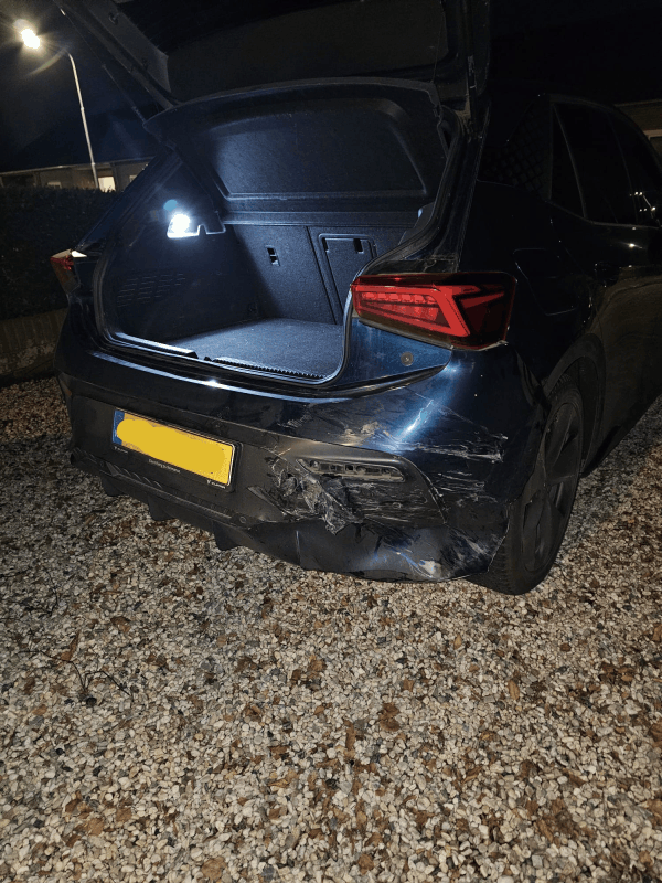 Afbeeldingslocatie: https://tweakers.net/i/k0VN9PuWtaiNg9NFTznsOu3PCqw=/fit-in/4000x4000/filters:no_upscale():strip_exif()/f/image/0earLNZRcVLw30X9OFSQFhwU.png?f=user_large