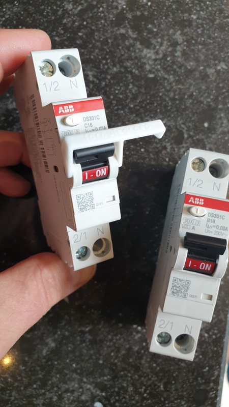 Afbeeldingslocatie: https://tweakers.net/i/k0ZabHalIrtx3x5fEDsa0iDkWu0=/x800/filters:strip_icc():strip_exif()/f/image/fSF7SSbdo6iidb1jmhDjPBPe.jpg?f=fotoalbum_large