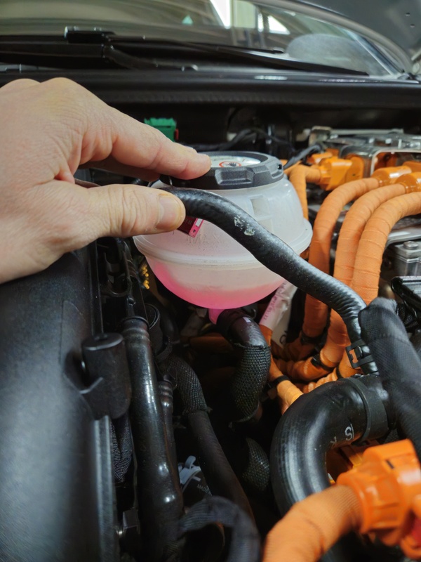 Afbeeldingslocatie: https://tweakers.net/i/k58uYcUNG4LuxlMNO7t2HL4Ka6Y=/x800/filters:strip_icc():strip_exif()/f/image/zOj75OrVC1WBcnTDzRnpluvF.jpg?f=fotoalbum_large