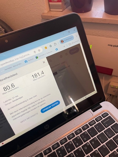 Afbeeldingslocatie: https://tweakers.net/i/k5MoEMfrLPzQSmMhNMHQxAe88gs=/fit-in/4920x3264/filters:max_bytes(3145728):no_upscale():strip_icc():strip_exif()/f/image/wCIQKZOHOP93oGYraUXCb20U.jpg?f=user_large