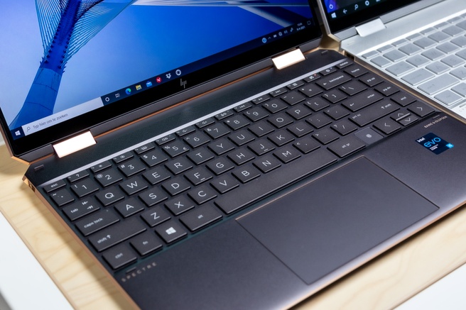 HP Spectre x360 14-ea