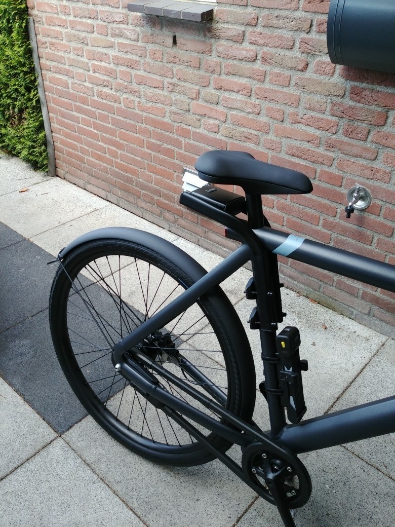 Afbeeldingslocatie: https://tweakers.net/i/kHUl7zvwcCL2RYMC7lke-IjxfGY=/full-fit-in/4920x3264/filters:max_bytes(3145728):no_upscale():strip_icc():fill(white):strip_exif()/f/image/z0IheOzxtW6l8kQukdr6TuFZ.jpg?f=user_large