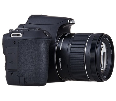 Canon EOS 200D + 18-55mm IS STM CP + 50mm f/1.8 IS STM Zwart