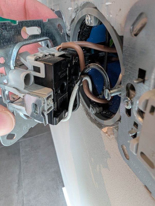 Afbeeldingslocatie: https://tweakers.net/i/kPiEY5nnsgO_z9KbexwrWoF0-Uo=/x800/filters:strip_icc():strip_exif()/f/image/KkytXa583cUQMKxx63dqTszj.jpg?f=fotoalbum_large