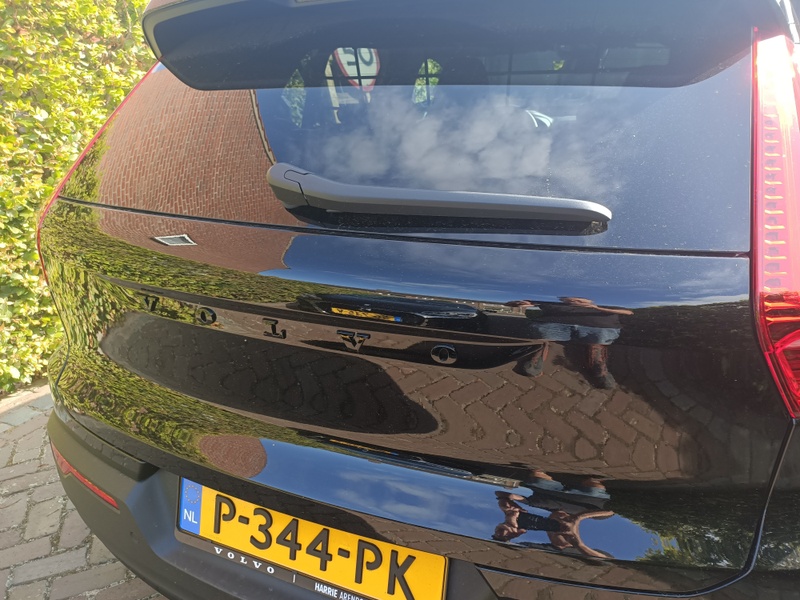 Afbeeldingslocatie: https://tweakers.net/i/kRLpfxzen3PjaDBLYcRaUKqQLVY=/800x/filters:strip_icc():strip_exif()/f/image/ywnuuJDcD7Ntut7jR2MnMVW1.jpg?f=fotoalbum_large