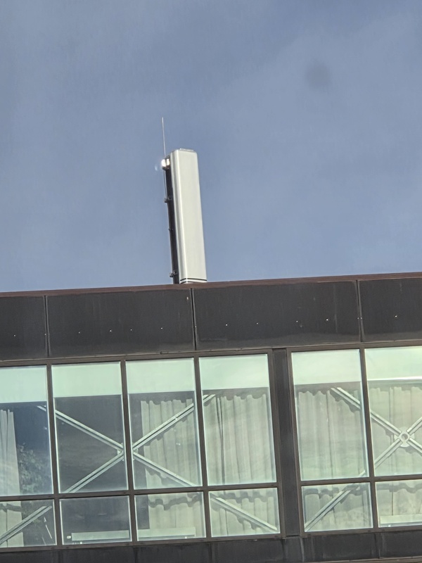 Afbeeldingslocatie: https://tweakers.net/i/kRMMSeI6tGVYJxiXOjSXP2y_eUI=/x800/filters:strip_icc():strip_exif()/f/image/vSTgddeqPWBmcVE6ZPrhkasq.jpg?f=fotoalbum_large