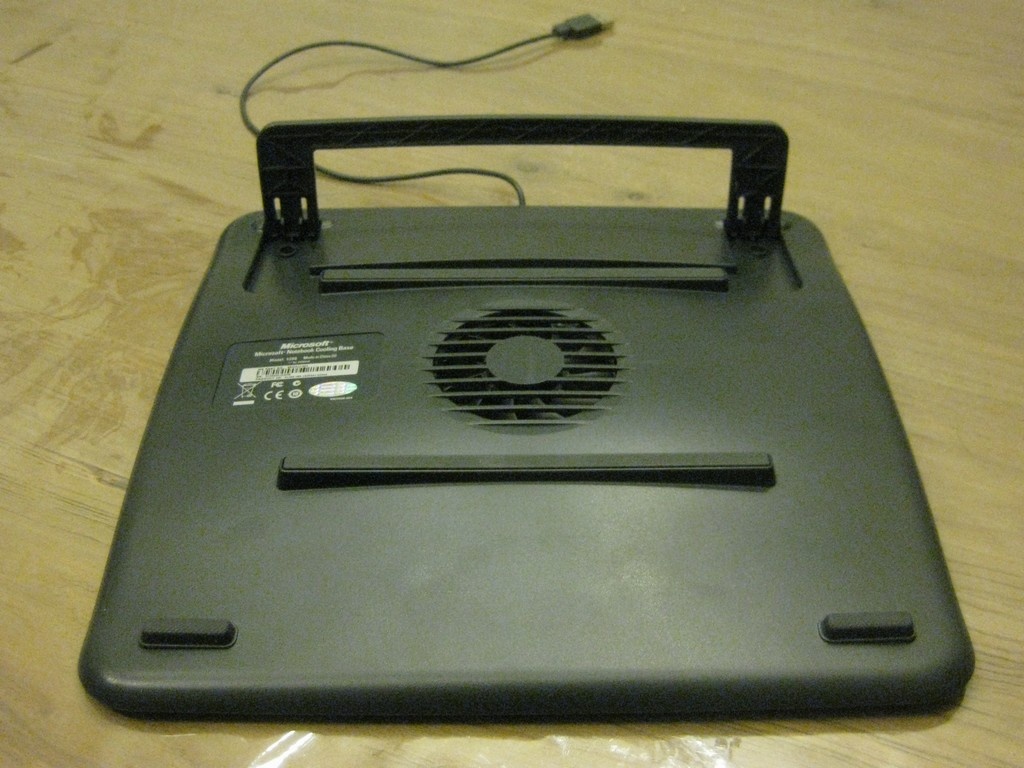 Microsoft Notebook Cooling Base / Laptop Belüftung / Ventilator in