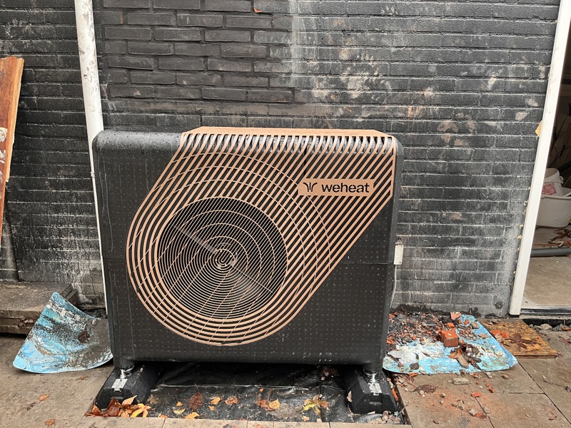 Afbeeldingslocatie: https://tweakers.net/i/kUZ1wvmZMG_Jd2fnPRCFnzAzrbo=/800x/filters:strip_icc():strip_exif()/f/image/ASEmUTeAtLvgE2EUGNIvvUWC.jpg?f=fotoalbum_large