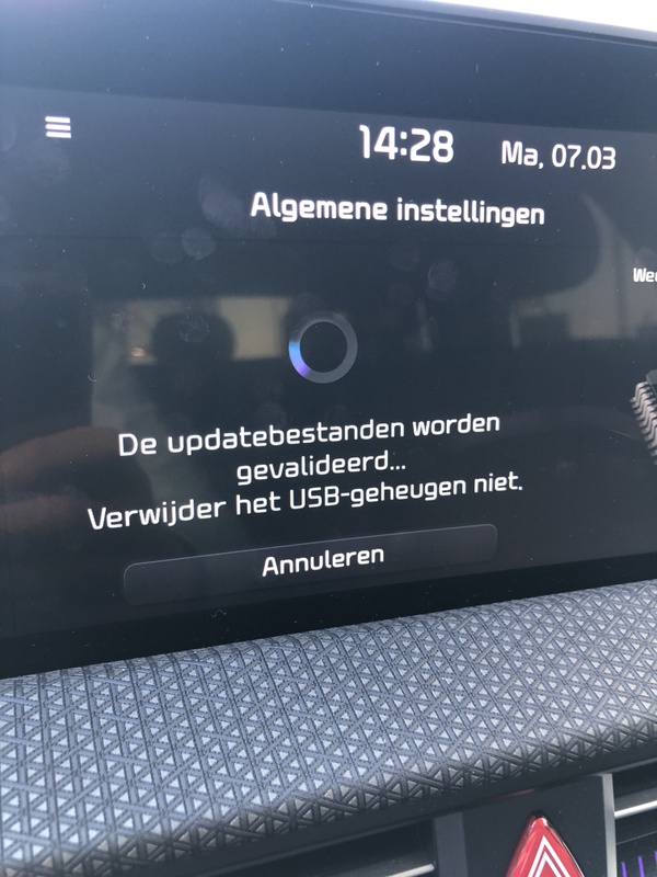 Afbeeldingslocatie: https://tweakers.net/i/kUl--OaWQpTyMQr_8KVMMyxwRpA=/x800/filters:strip_icc():strip_exif()/f/image/xlOZUIgTynu5f6zfbkzYtdij.jpg?f=fotoalbum_large