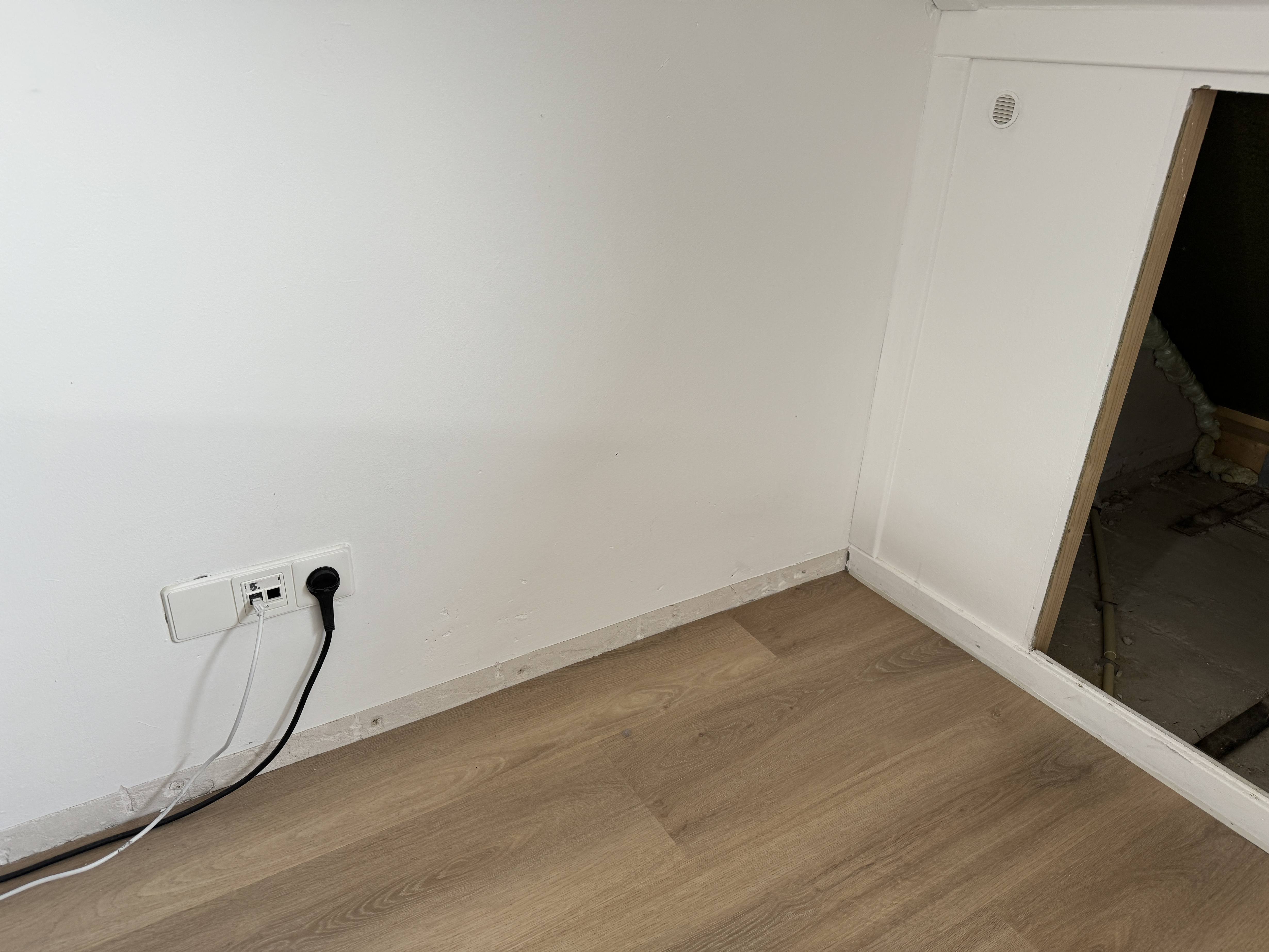 Afbeeldingslocatie: https://tweakers.net/i/kWpJ_fWeGIS2GsJIauB5xIyvaw8=/full-fit-in/4920x3264/filters:max_bytes(3145728):no_upscale():strip_icc():fill(white):strip_exif()/f/image/Bx1Km8jShSPuP61NNHKprcEl.jpg?f=user_large