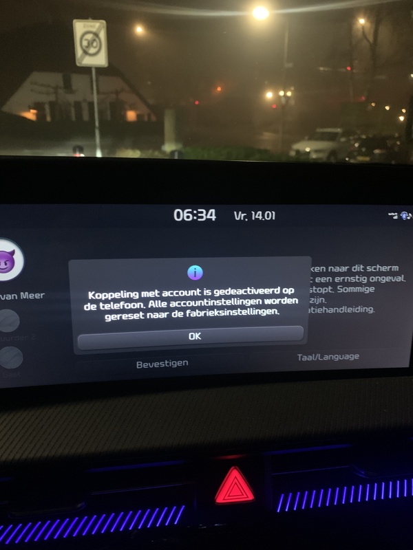 Afbeeldingslocatie: https://tweakers.net/i/kYUD2iOo4MEXoAwI1cIKobUM_AM=/x800/filters:strip_icc():strip_exif()/f/image/qmqbnM6AJXR1Vpmkm5pdJdgD.jpg?f=fotoalbum_large