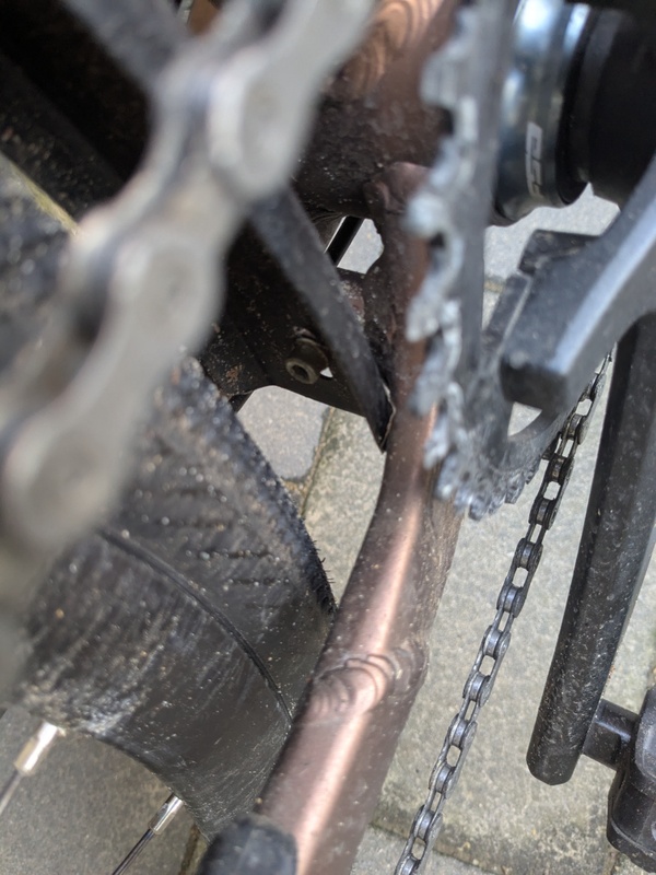 Afbeeldingslocatie: https://tweakers.net/i/ka0A9eZU22eQ_J2bNwYk3ibE4Xg=/x800/filters:strip_icc():strip_exif()/f/image/UlnKfET1hFBJAe7x2qStQ8xW.jpg?f=fotoalbum_large