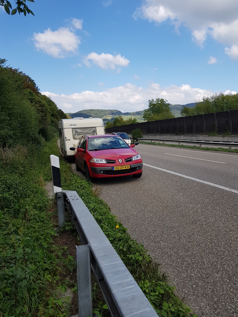 Afbeeldingslocatie: https://tweakers.net/i/kck3Q4DPXBx45QA3UrScR2V8Ey8=/800x/filters:strip_icc():strip_exif()/f/image/WDbW66JxUHmX9ZKyZssbj213.jpg?f=fotoalbum_large