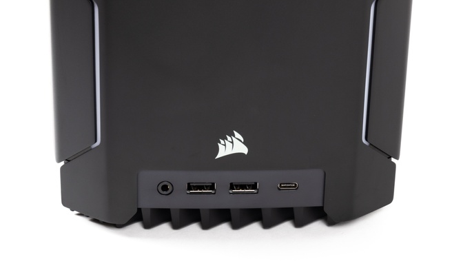 Corsair One i300 front I/O
